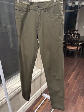 lululemon athletica Men's Olive Performance Chinos